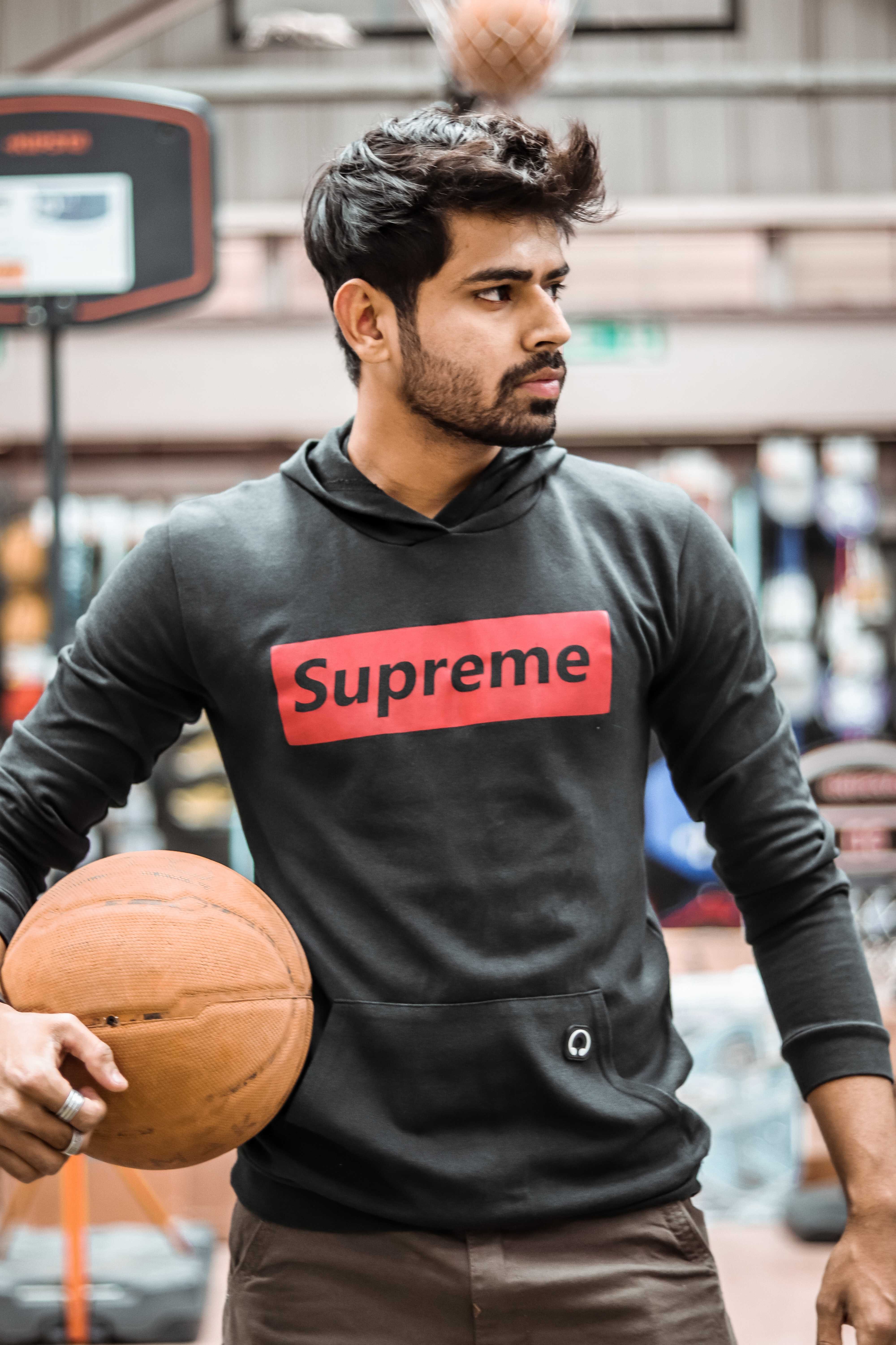 guy-playing basketball